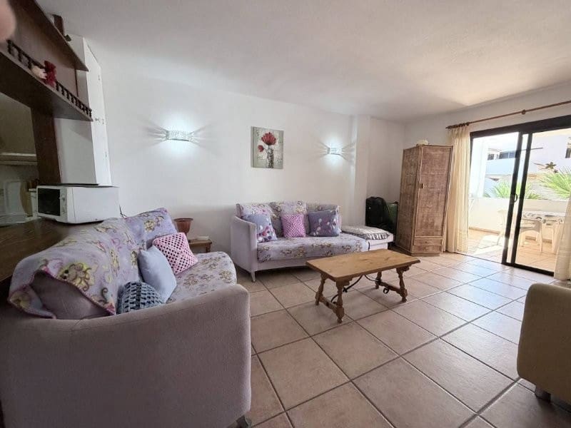 1 sovrum Lägenhet till salu i Los Cristianos med pool - 295 000 € (Ref: 8817469)