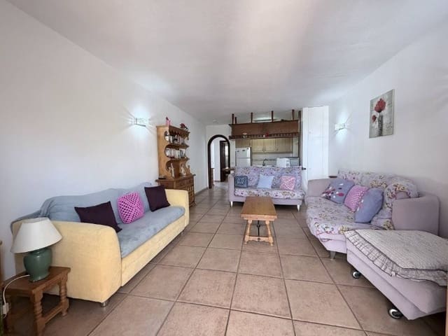 1 chambre Appartement à vendre à Los Cristianos, Arona avec piscine - 295 000 € (Ref: 8817469)
