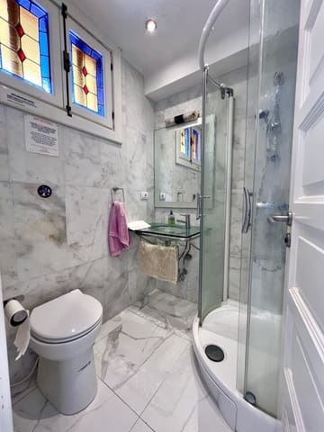 1 soveværelse Lejlighed til salg i Playa de las Americas, Arona med swimmingpool - € 630.000 (Ref: 8817470)