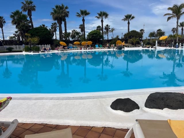 2 soverom Leilighet til salgs i Playa de las Americas, Arona med svømmebasseng - € 795 000 (Ref: 8849261)