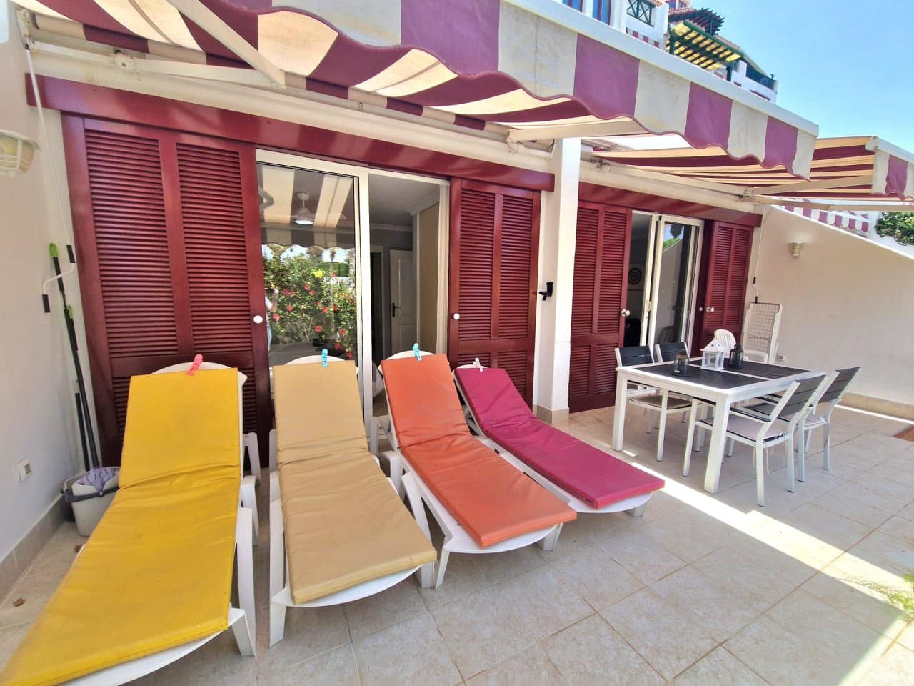 2 sypialnia Apartament na sprzedaż w Playa de las Americas z basenem - 690 000 € (Ref: 8849261)