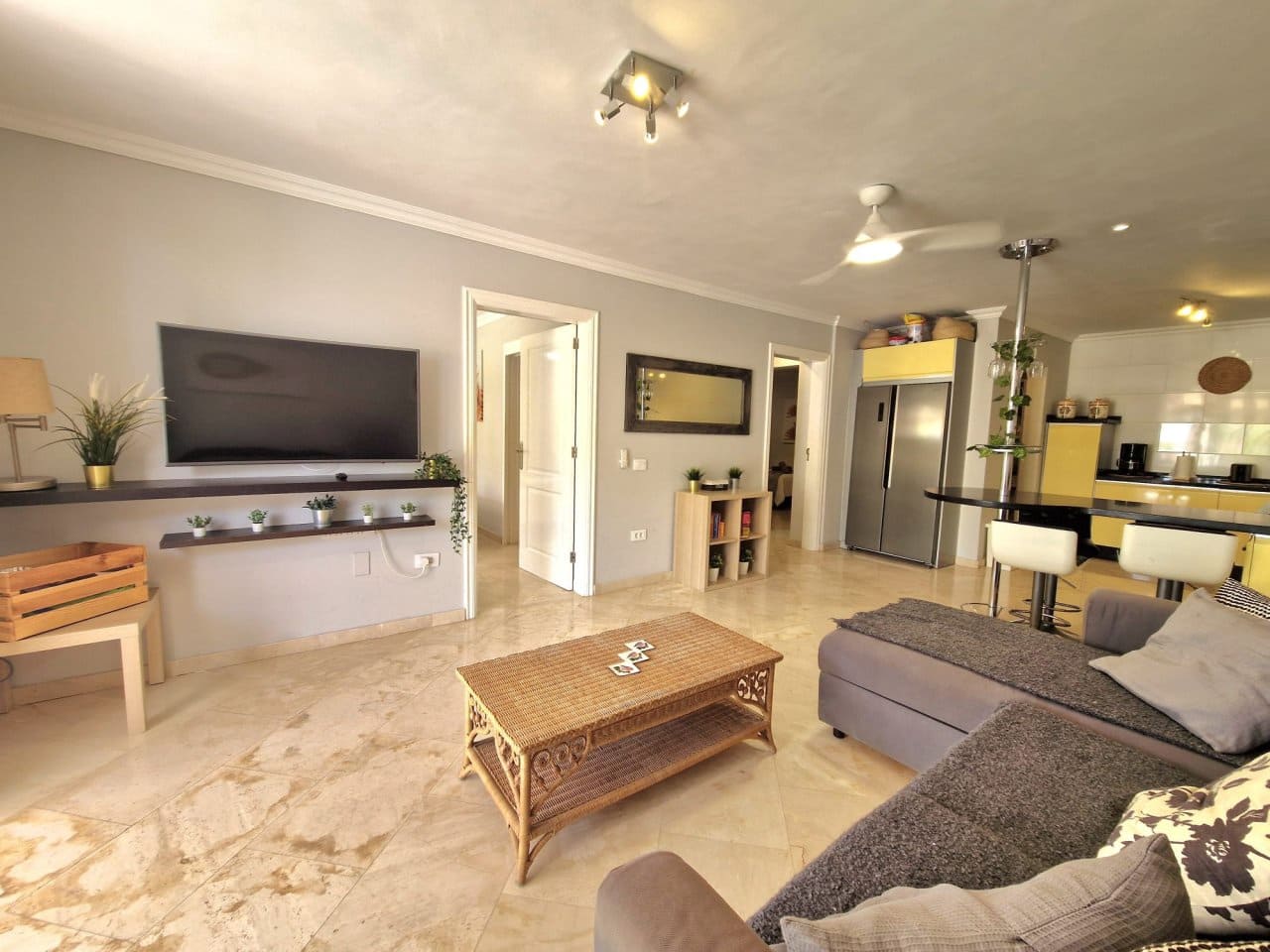 2 sypialnia Apartament na sprzedaż w Playa de las Americas z basenem - 690 000 € (Ref: 8849261)