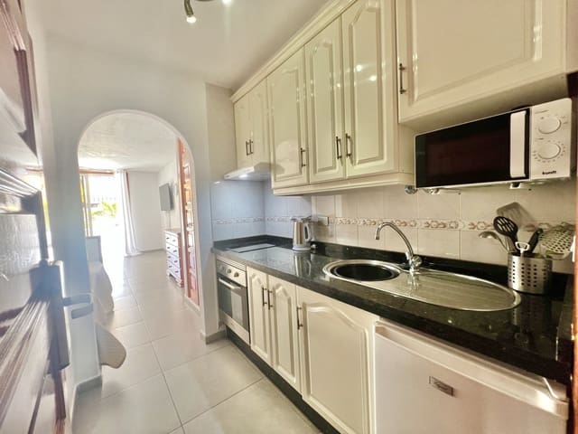 Studio te koop in Playa de las Americas, Arona met zwembad - € 359.500 (Ref: 8911108)