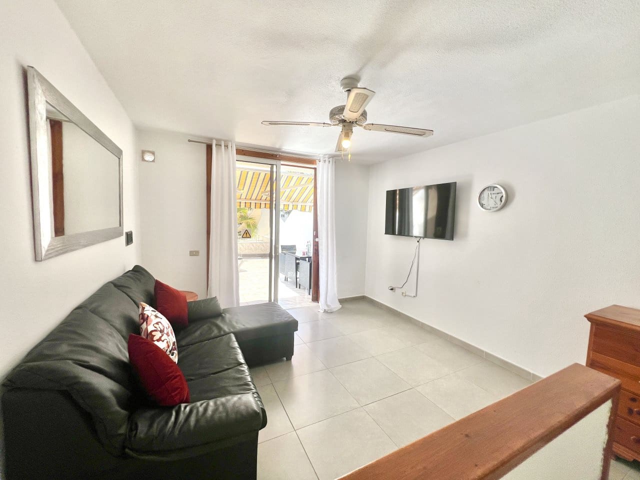 Studio til salg i Playa de las Americas med swimmingpool - € 359.500 (Ref: 8911108)