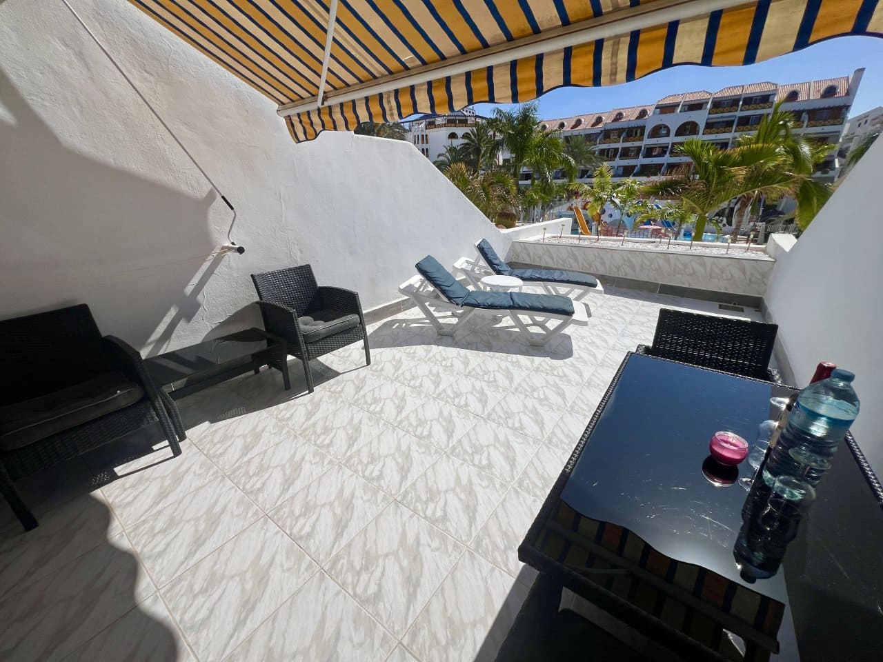 Studio til salg i Playa de las Americas med swimmingpool - € 359.500 (Ref: 8911108)