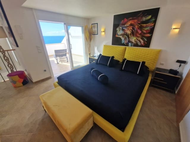 2 soveværelse Penthouse til salg i Los Cristianos, Arona med swimmingpool - € 550.000 (Ref: 8915283)