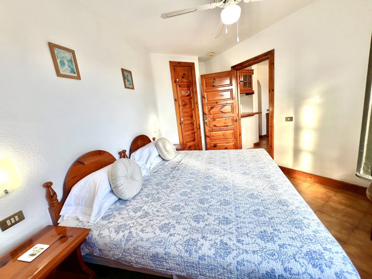 1 bedroom Apartment for sale in Playa de las Americas with pool - € 390,000 (Ref: 8932325)