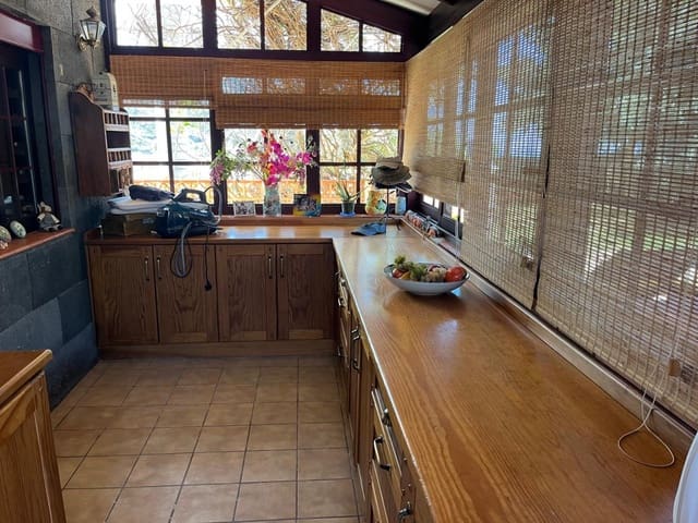 3 soveværelse Villa til salg i Santiago del Teide med swimmingpool - € 1.100.000 (Ref: 8939397)