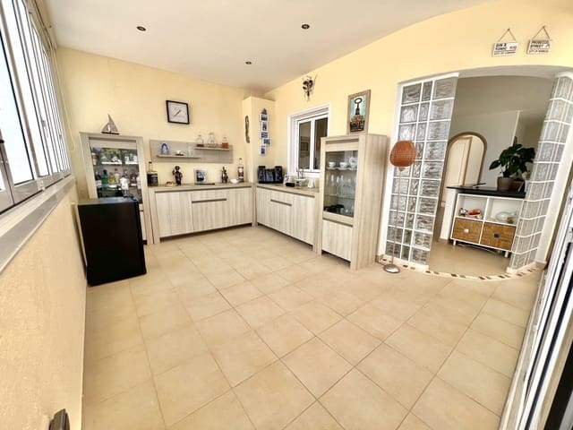 5 bedroom Townhouse for sale in Torviscas, Adeje - € 699,500 (Ref: 8948789)