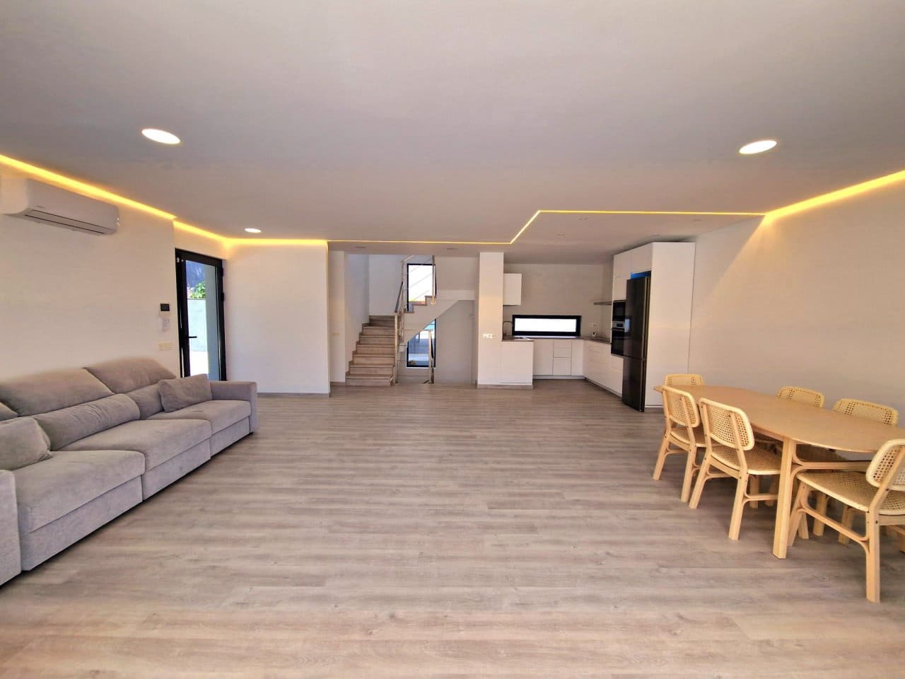 4 soverom Villa til salgs i El Madronal med svømmebasseng - € 1 800 000 (Ref: 8980216)