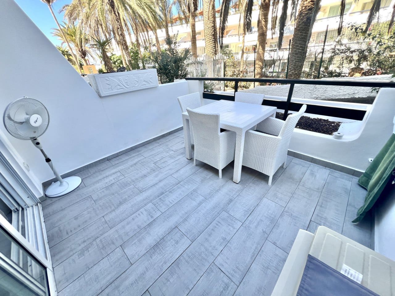 1 makuuhuone Huoneisto myytävänä paikassa Costa Adeje mukana uima-altaan - 335 000 € (Ref: 9001562)