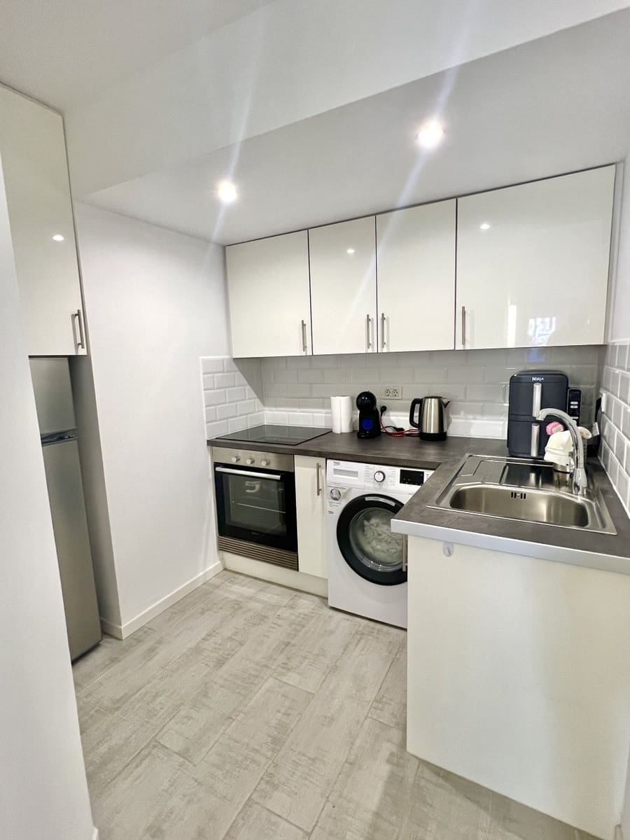 1 makuuhuone Huoneisto myytävänä paikassa Costa Adeje mukana uima-altaan - 335 000 € (Ref: 9001562)