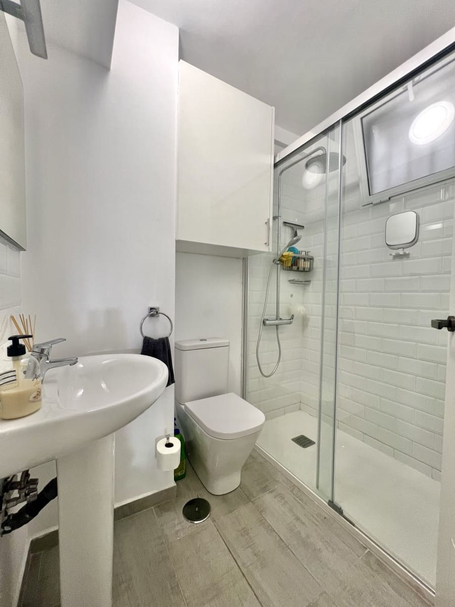 1 makuuhuone Huoneisto myytävänä paikassa Costa Adeje mukana uima-altaan - 335 000 € (Ref: 9001562)