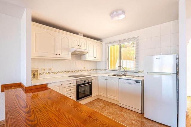 2 bedroom Townhouse for sale in Roque del Conde, Adeje with pool - € 450,000 (Ref: 9089716)