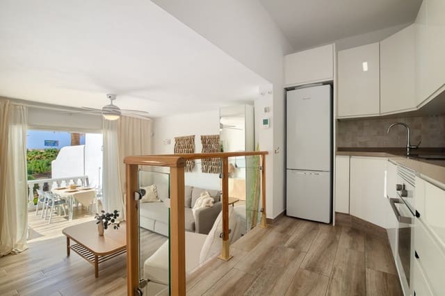 1 soverom Leilighet til salgs i San Eugenio Alto, Adeje med svømmebasseng - € 270 000 (Ref: 9106474)