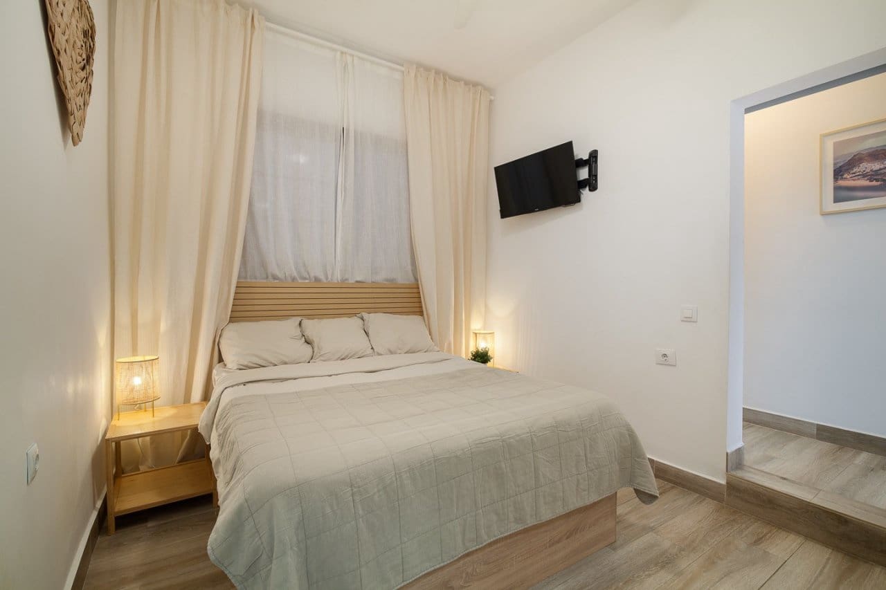 1 soverom Leilighet til salgs i Costa Adeje med svømmebasseng - € 270 000 (Ref: 9106474)