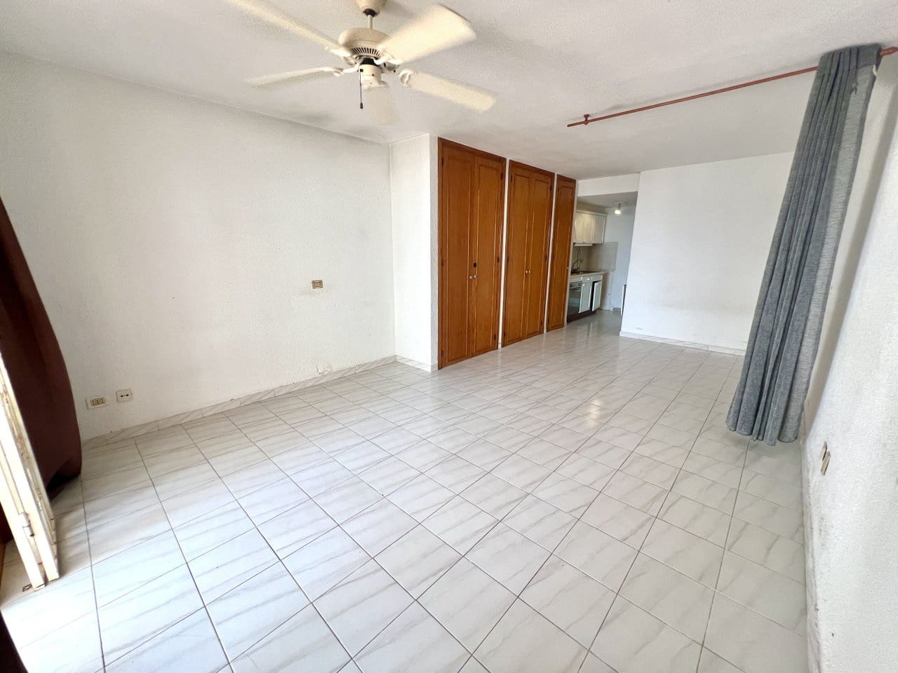 Leilighet til salgs i Los Cristianos med svømmebasseng - € 165 000 (Ref: 9171377)