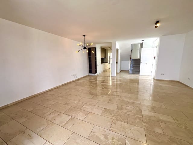 3 sovrum Semi-fristående Villa till salu i El Madroñal, Adeje - 820 000 € (Ref: 9176414)