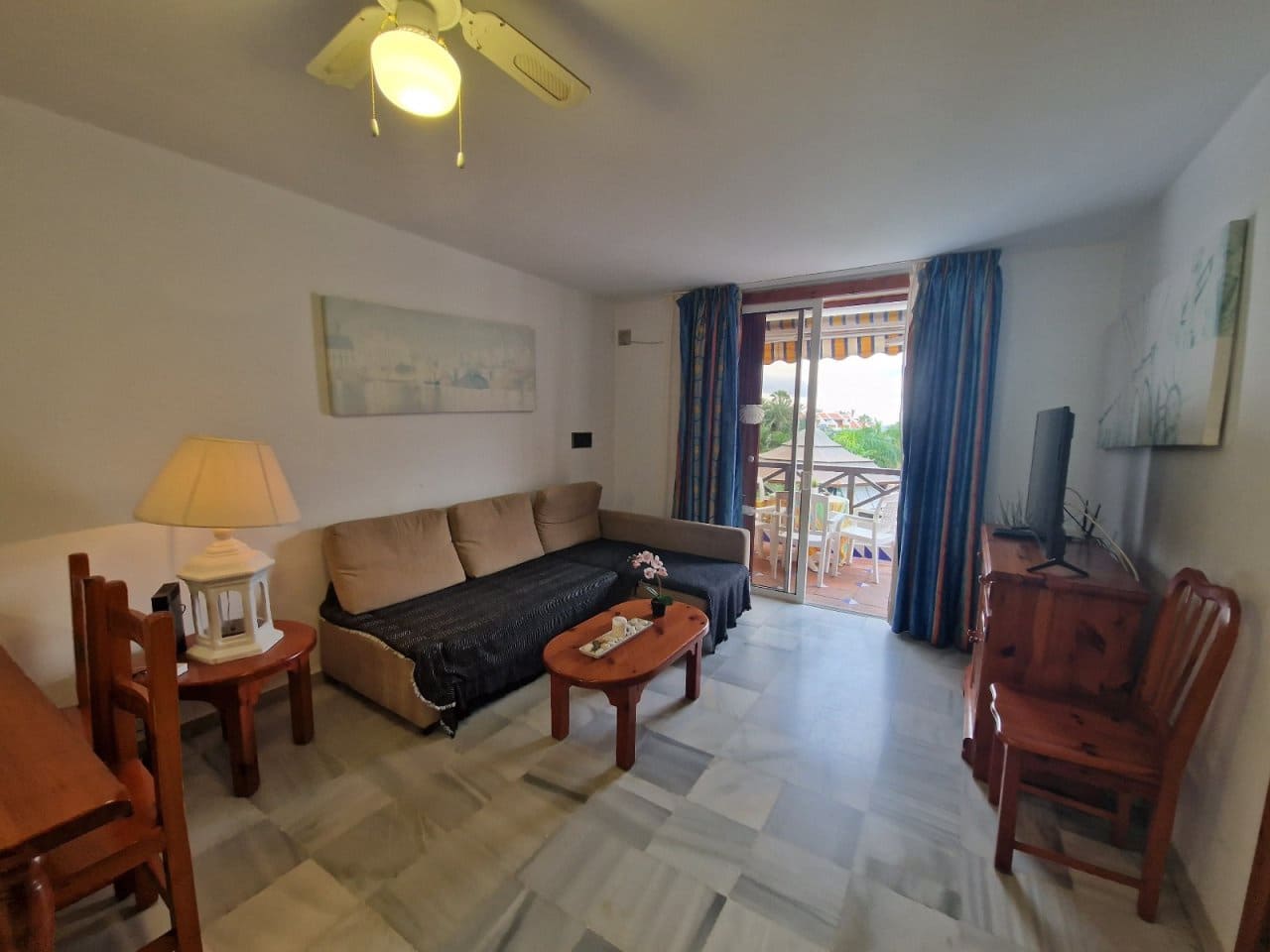 2 soverom Leilighet til salgs i Playa de las Americas med svømmebasseng - € 699 000 (Ref: 9198450)