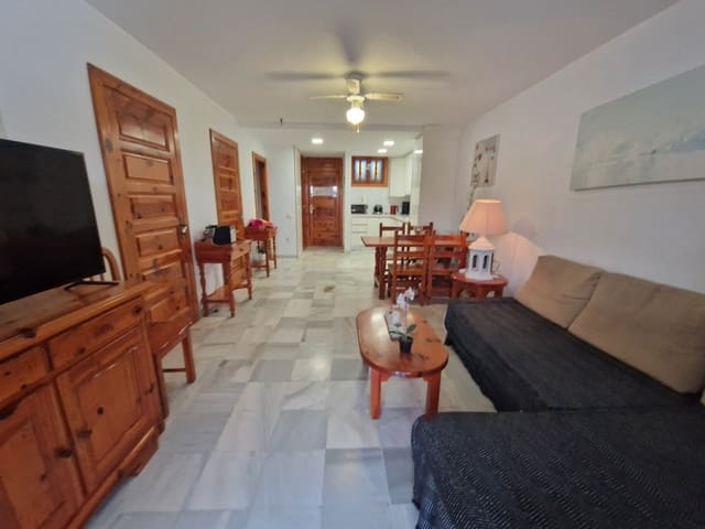 2 soverom Leilighet til salgs i Playa de las Americas, Arona med svømmebasseng - € 699 000 (Ref: 9198450)