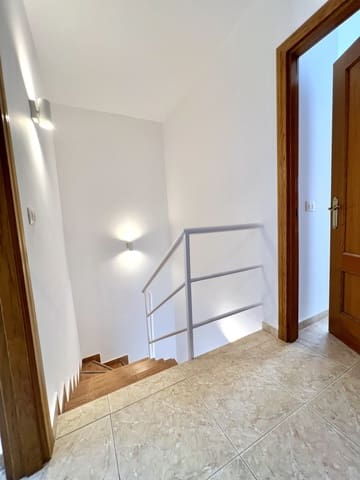 2 soveværelse Byhus til salg i Playa del Duque, Adeje med swimmingpool garage - € 625.000 (Ref: 9206410)