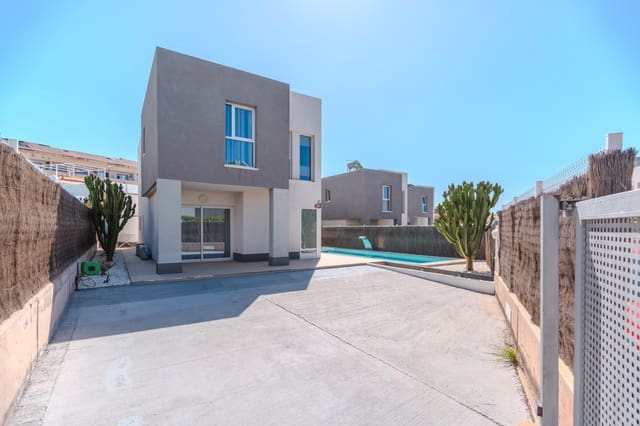 3 bedroom Villa for sale in Playa Paraiso, Adeje - € 1,175,000 (Ref: 9236401)