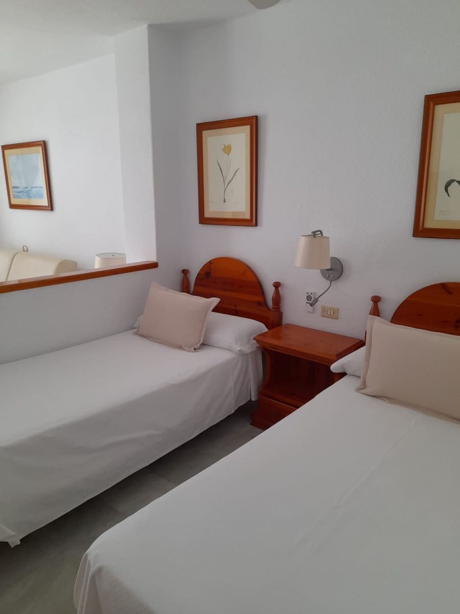 Studio for sale in Playa de las Americas - € 359,950 (Ref: 9248173)