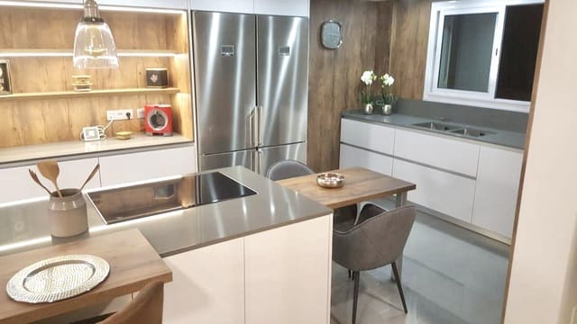 4 quarto Moradia para venda em Puerto Santiago, Santiago del Teide com piscina - 995 000 € (Ref: 9310741)