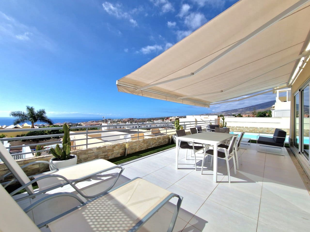 3 slaapkamer Villa te koop in El Madronal - € 1.150.000 (Ref: 9341035)