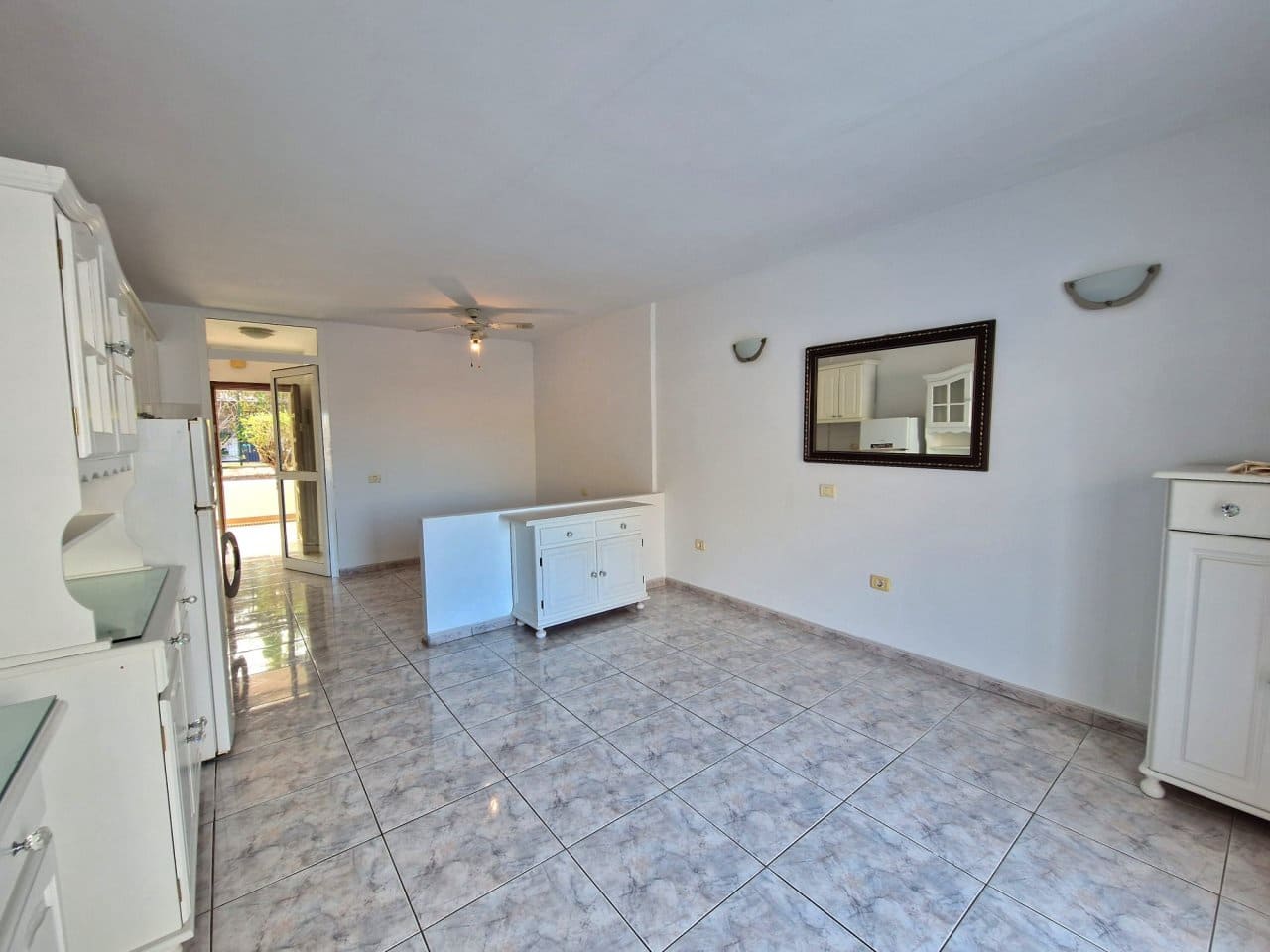 Estúdio para venda em Costa Adeje com piscina - 265 000 € (Ref: 9362290)