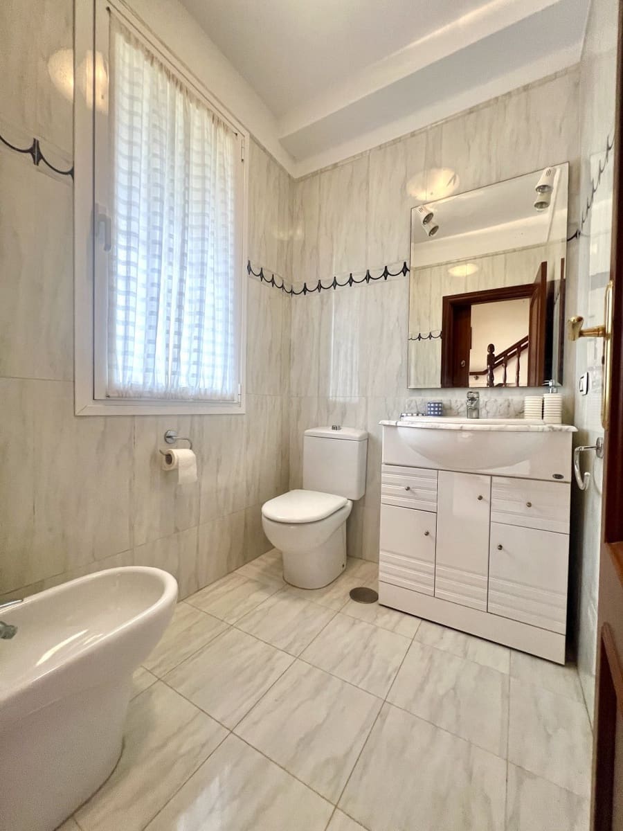 3 soveværelse Byhus til salg i Los Cristianos med swimmingpool - € 680.000 (Ref: 9371955)