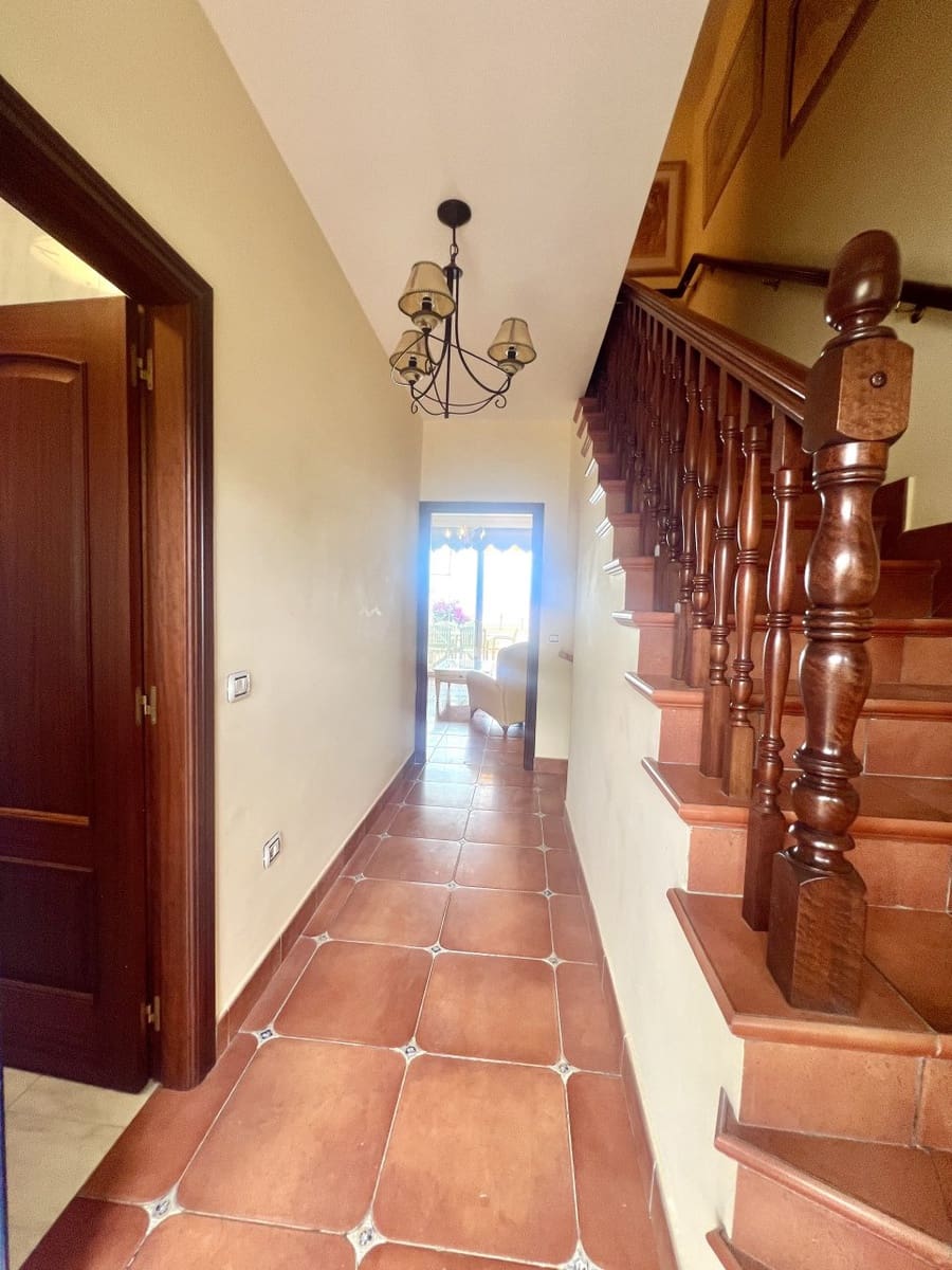 3 soveværelse Byhus til salg i Los Cristianos med swimmingpool - € 680.000 (Ref: 9371955)