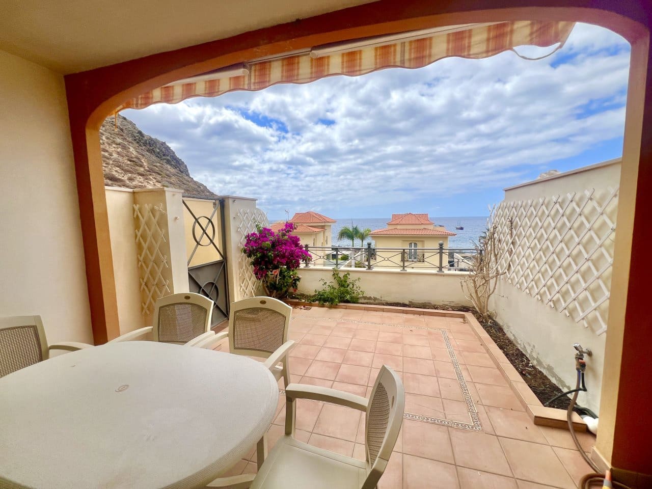 3 soveværelse Byhus til salg i Los Cristianos med swimmingpool - € 680.000 (Ref: 9371955)