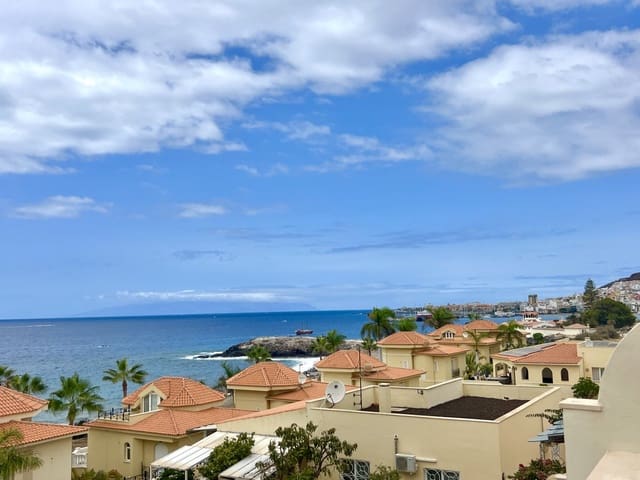 3 soveværelse Byhus til salg i Los Cristianos, Arona med swimmingpool - € 680.000 (Ref: 9371955)