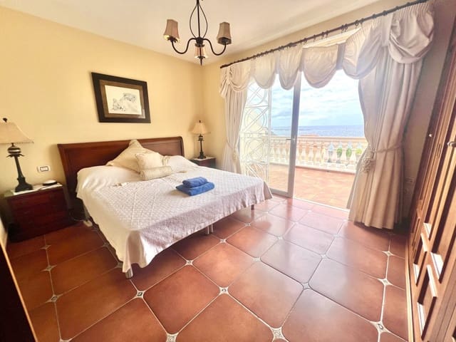 3 soveværelse Byhus til salg i Los Cristianos, Arona med swimmingpool - € 680.000 (Ref: 9371955)