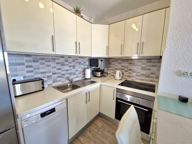 2 soverom Leilighet til salgs i Los Cristianos, Arona - € 425 000 (Ref: 9555513)