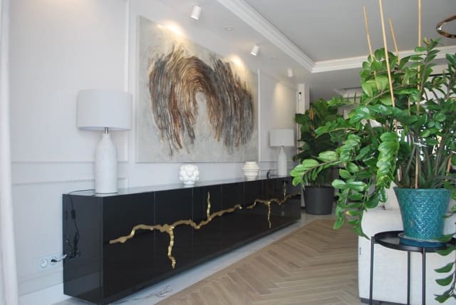 4 makuuhuone Huvila myytävänä paikassa San Eugenio Alto, Adeje - 2 600 000 € (Ref: 9586177)