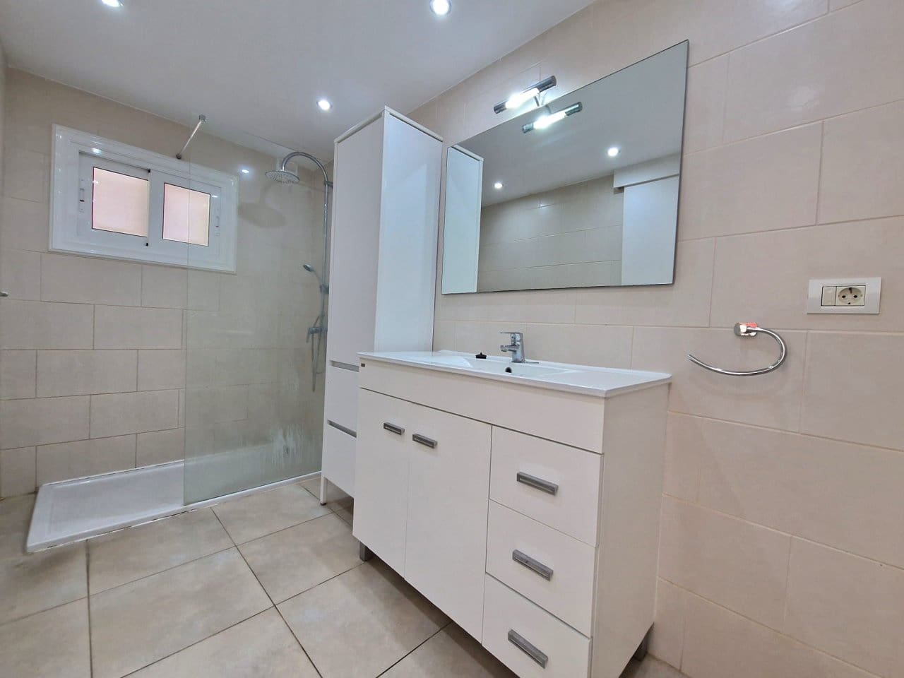 3 soveværelse Lejlighed til salg i Los Cristianos - € 599.950 (Ref: 9634208)