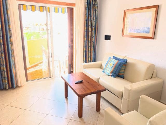 1 slaapkamer Appartement te koop in Playa de las Americas - € 465.000 (Ref: 9659219)