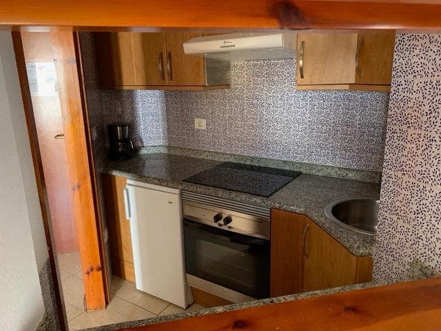 1 slaapkamer Appartement te koop in Playa de las Americas, Arona - € 465.000 (Ref: 9659219)