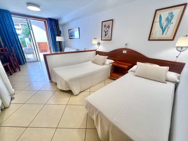 Studio til salgs i Playa de las Americas, Arona - € 320 000 (Ref: 9659220)