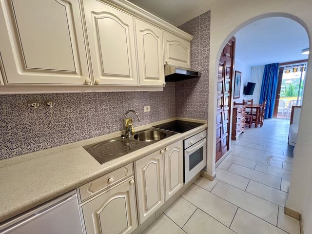 Studio til salgs i Playa de las Americas, Arona - € 360 000 (Ref: 9659221)