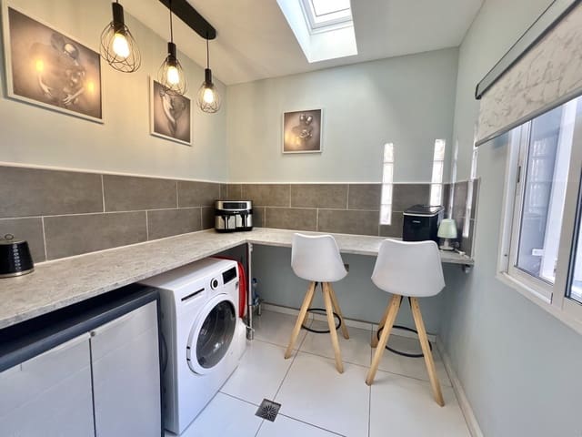 3 slaapkamer Huis te koop in Torviscas, Adeje met zwembad - € 670.000 (Ref: 9686263)