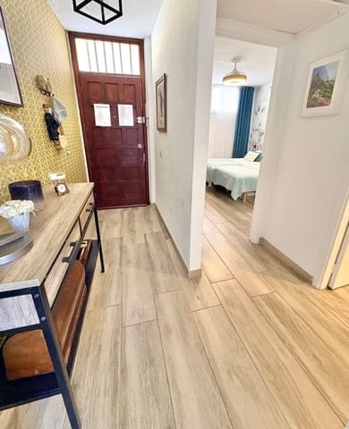 Apartamento de 1 habitación en Los Cristianos, Arona en venta con piscina - 299.950 € (Ref: 9721496)