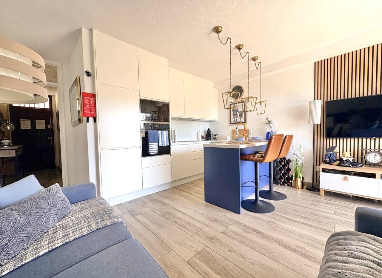 Apartamento de 1 habitación en Los Cristianos en venta con piscina - 299.950 € (Ref: 9721496)