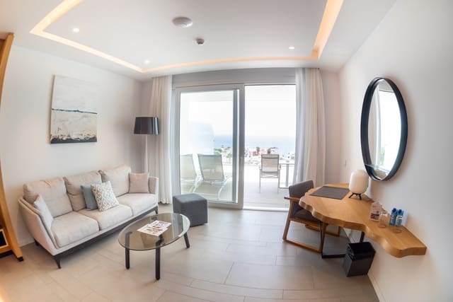 Studio til salg i La Caleta, Valverde - € 335.000 (Ref: 9755507)