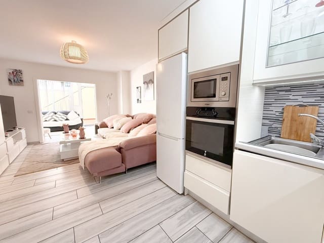 2 soverom Leilighet til salgs i Los Cristianos, Arona - € 350 000 (Ref: 9761827)