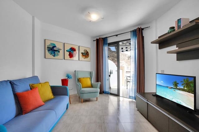1 slaapkamer Penthouse te koop in Los Cristianos, Arona met zwembad - € 335.000 (Ref: 9780413)