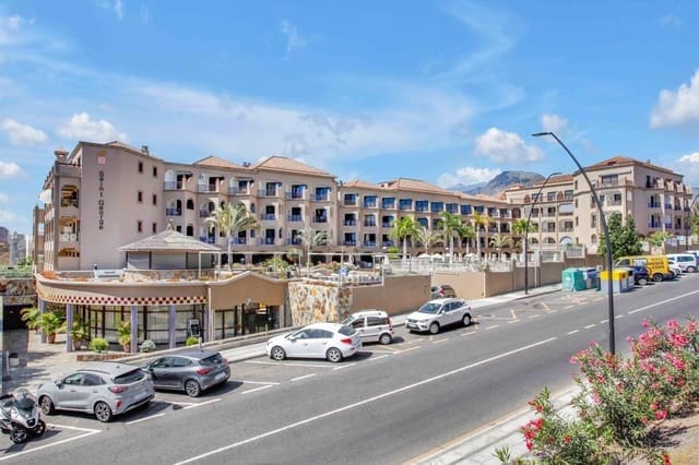 1 slaapkamer Penthouse te koop in Los Cristianos, Arona met zwembad - € 335.000 (Ref: 9780413)