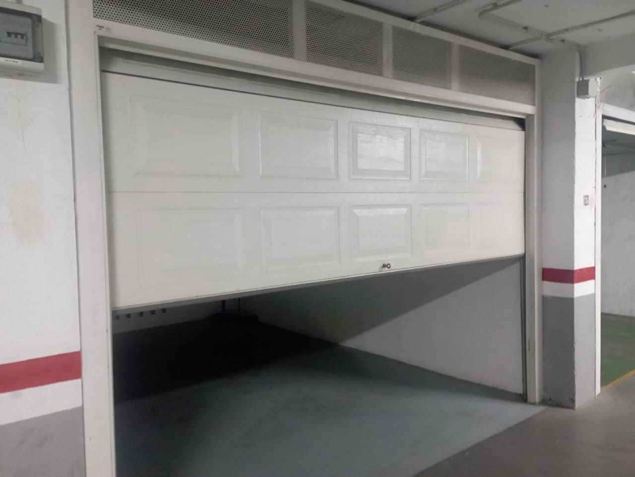 Garaż na sprzedaż w Playa de las Americas - 75 000 € (Ref: 9794389)